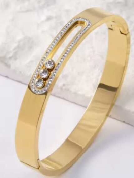 Strass Bangle with an oval hole